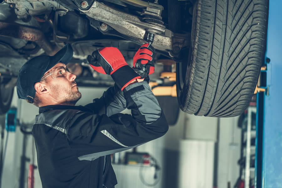 Tips to Become a Successful Automotive Service Manager